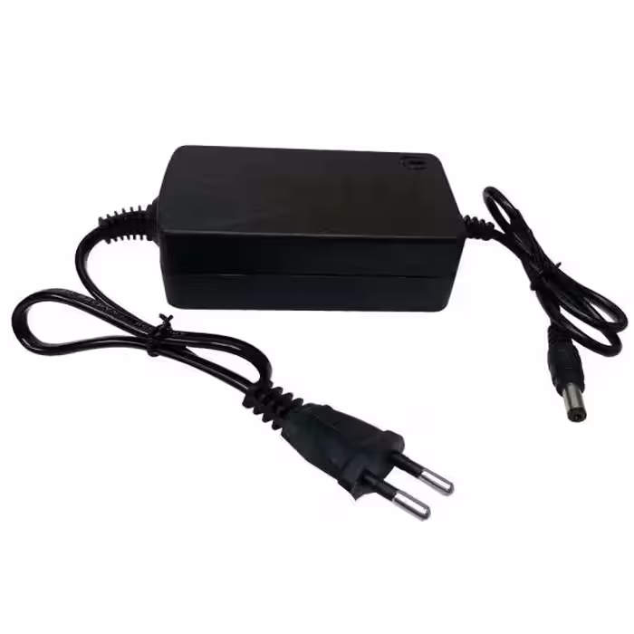 آداپتور 12 ولت 2 آمپر ایرانی