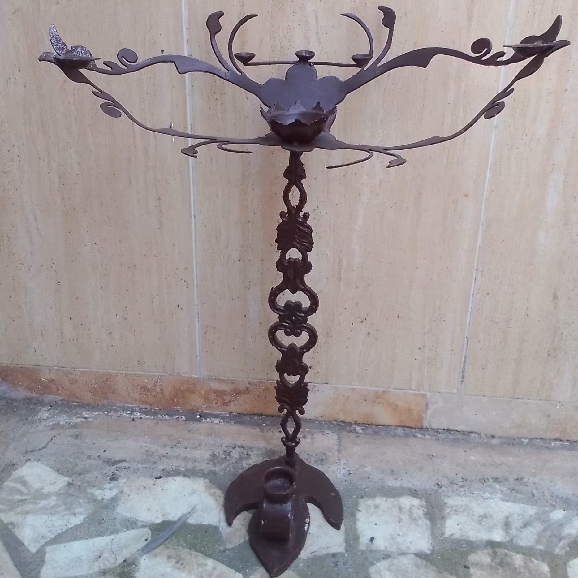 شمعدان مدرن فلزی 