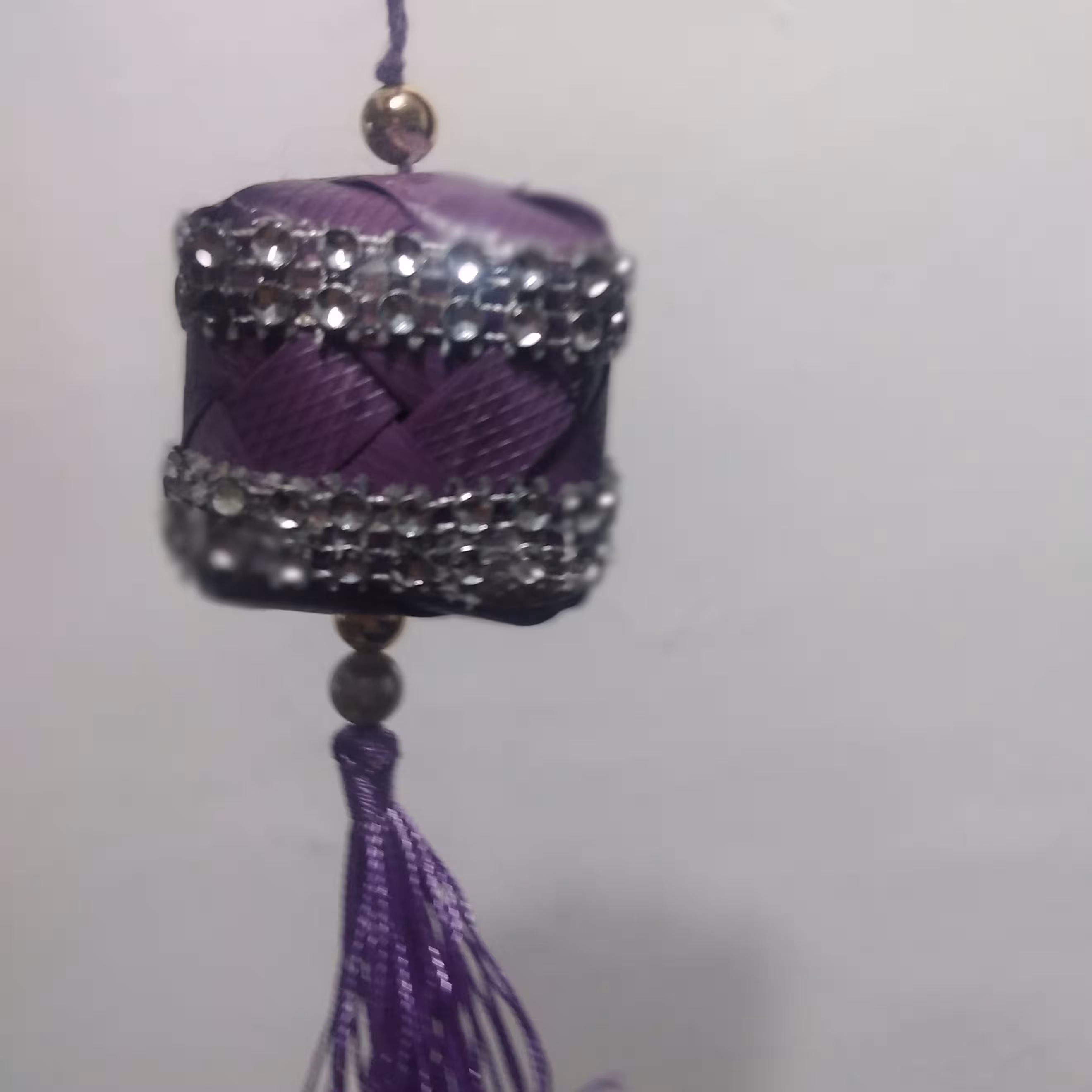 گیفت، آویز تزیینیِ کلید، ماشین، کیف و... 