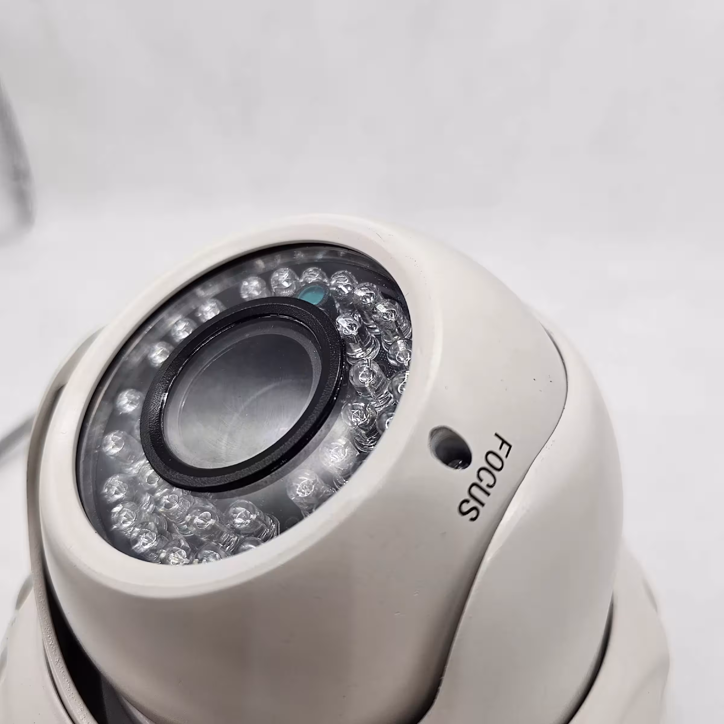 دوربین مداربسته آنالوگ شارک مدل SH-711