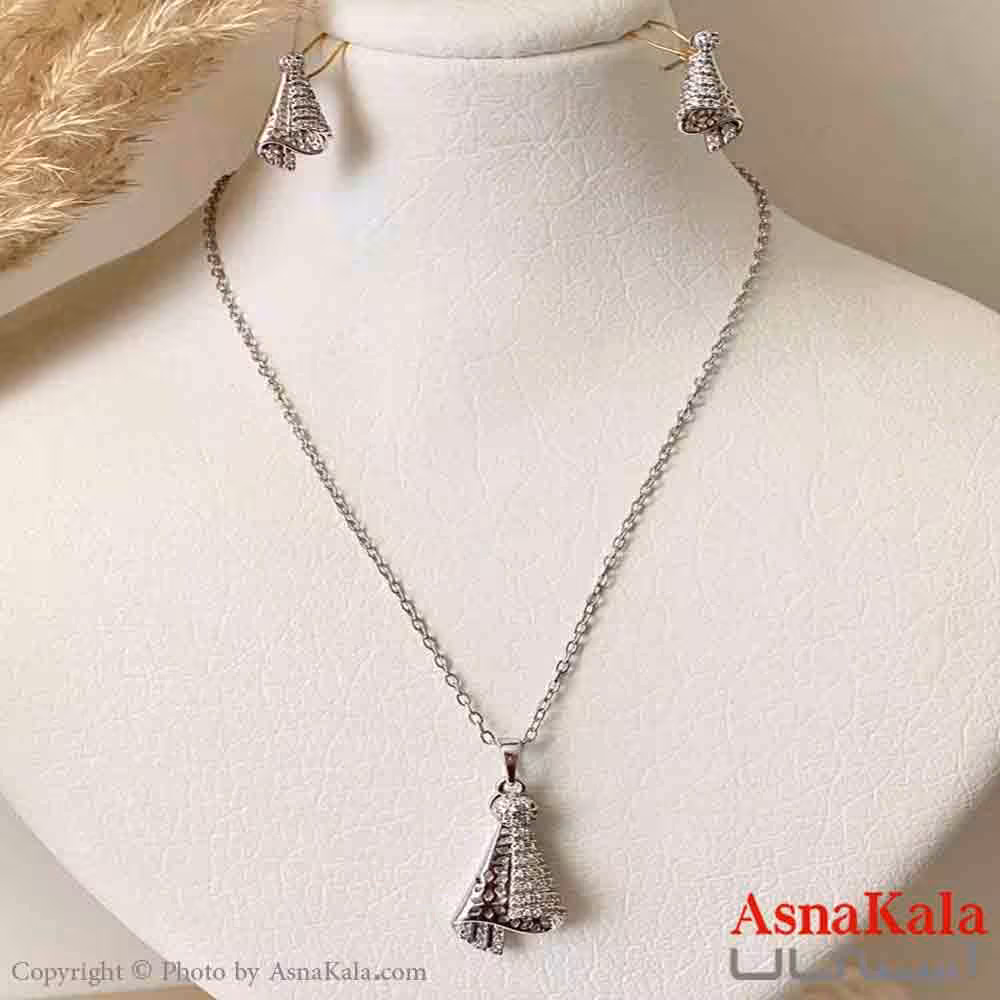 نیم ست زنانه ژوپینگ مدل پیچ نگیندار شامل گوشواره و آویز رنگ نقره ای کد NIM14976W