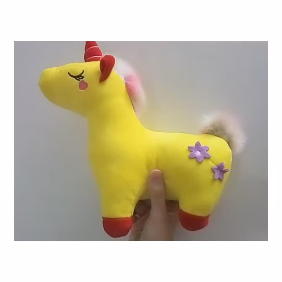 عروسک سیسمونی پونی تک شاخ  مخمل عروسکی   یال و دم خز رنگی  نرم و زیبا  که بچه ها عاشقش میشن