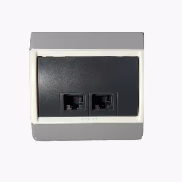پریز شبکه دو پورت لگراند مدل کلاب RJ45 DOUBLE SOCKET CAT6 68637