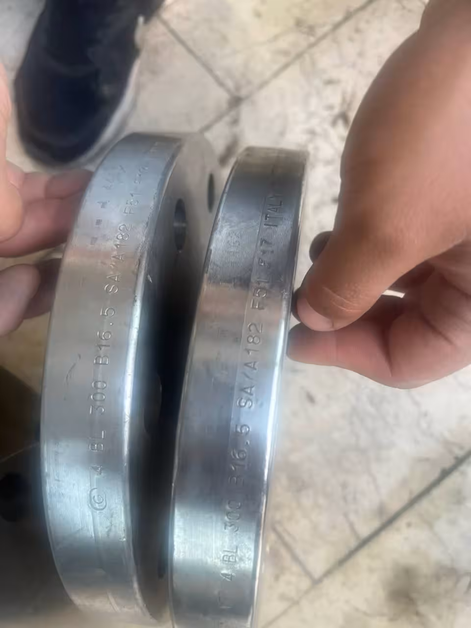 فلنج کور4اینج کلاس300 ریس فیس از جنسSA182F51-F17