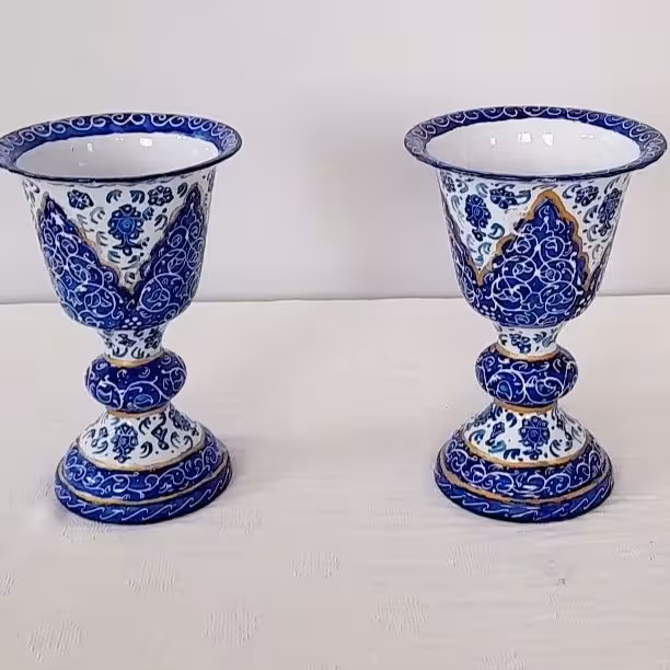 جفت شمعدان مینا کاری روی مس .کاردست فوق العاده زیبا