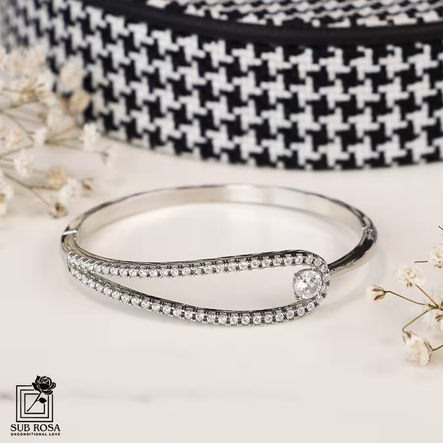 دستبند النگویی سواروسکی E2-13110