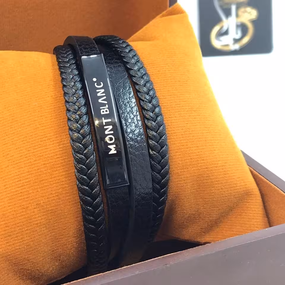 دستبند چرم چهار ردیفه