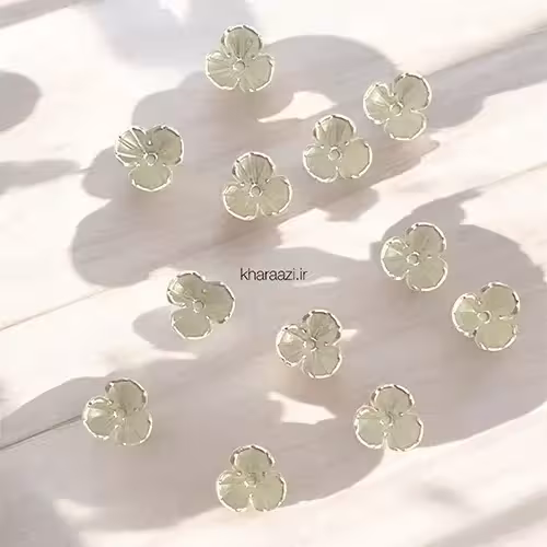 گل کریستالی صدفی 1 سانت سه پر 50 تایی