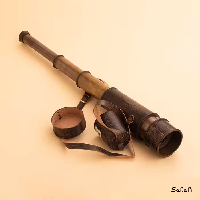 دوربین برنجی چرمی