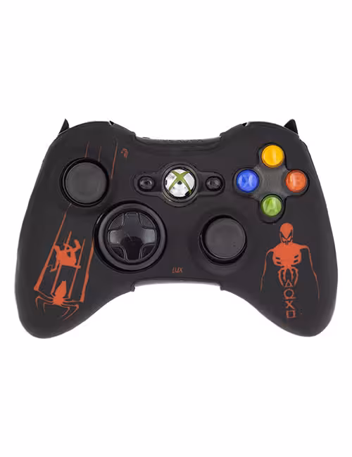 روکش محافظ دسته ایکس باکس 360 لیزری مشکی قرمز طرح مرد عنکبوتی