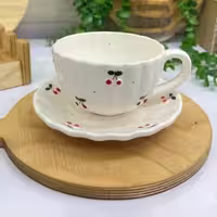 فنجان قهوه البالو همراه نعلبکی