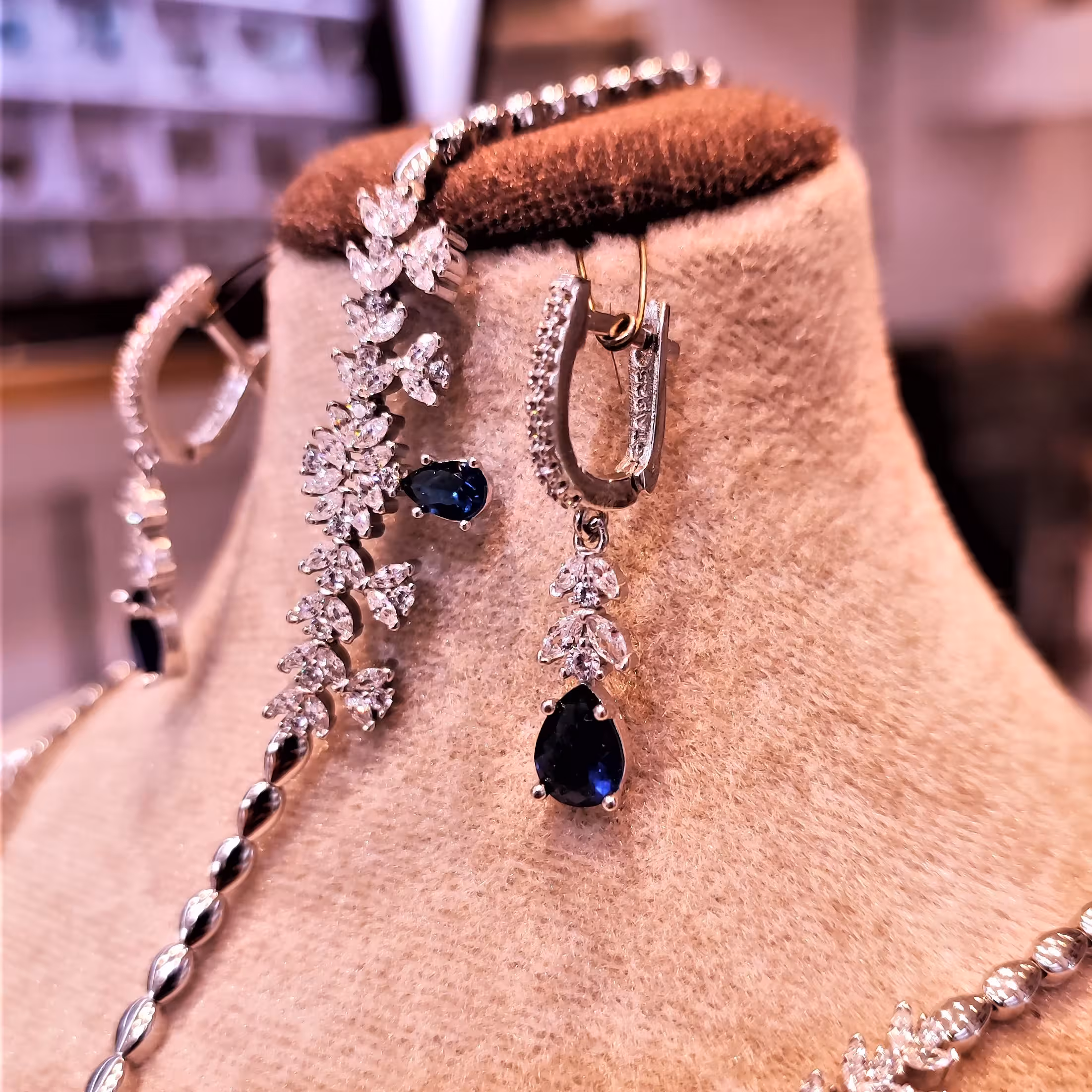 سرویس جواهری نقره 925 عیار با ابکاری رادیوم طرح یاقوت کبود کد 34