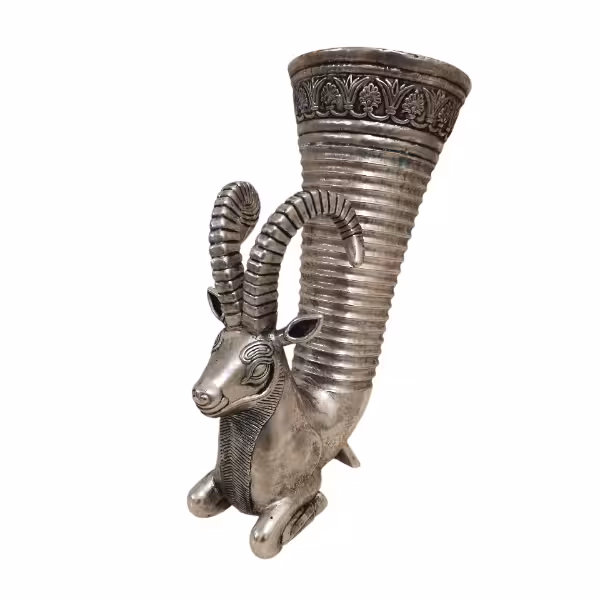 مجسمه ریتون قوچ  هخامنشی ( بز، کل ) مسی ابکاری نقره