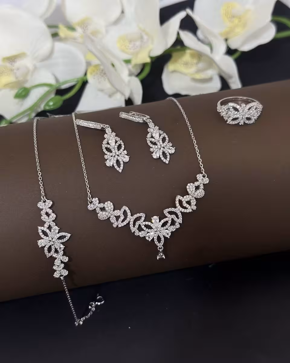 سرویس نقره جواهری زنانه کد 60719