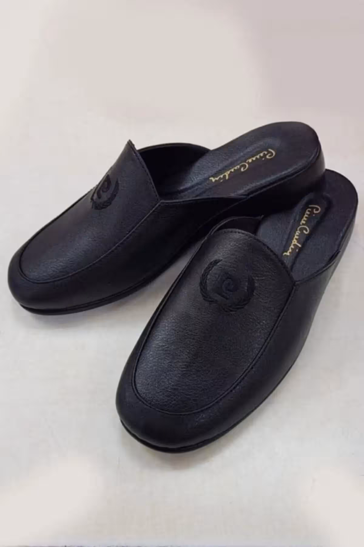 کفش پسرانه صندل چرمی با طرح آرم – 4478