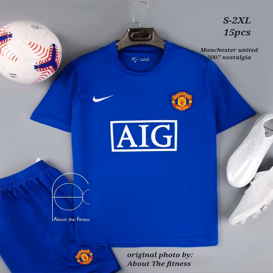 کیت دوم منچستریونایتد فصل 2009-2008 (پیراهن شورت) ورژن هواداری