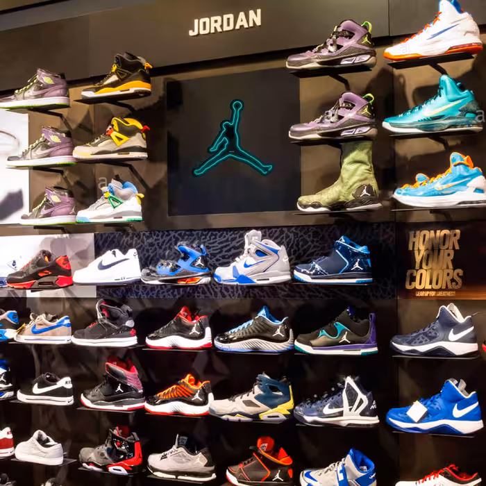 چراغ دیواری نئون دیزاین طرح Jordan-BL_TBL