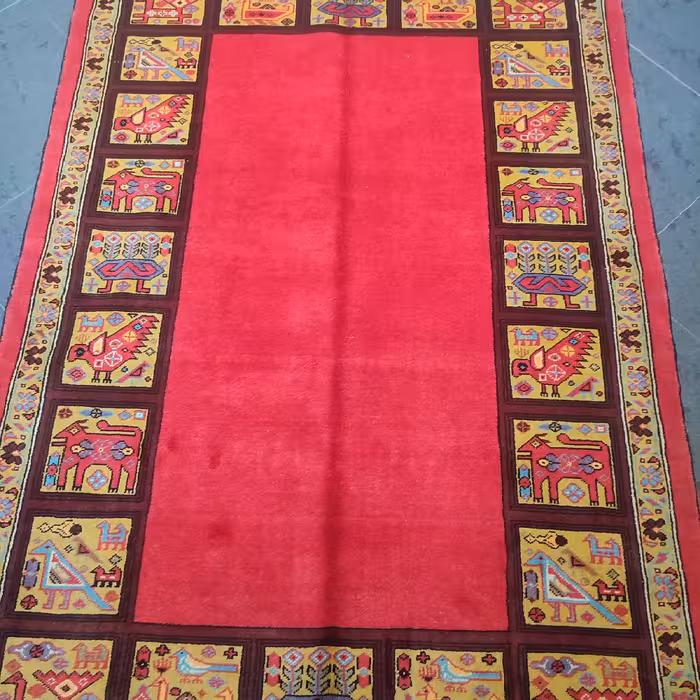 فرش دستبافت یک و نیم متری طرح زمینه ساده کد AA477