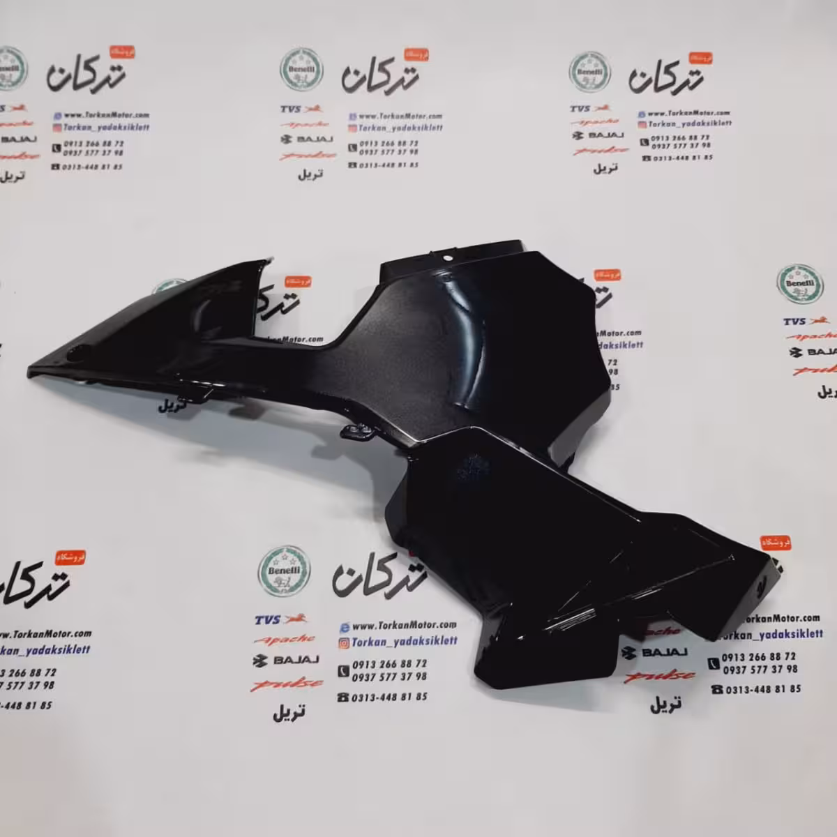 قاب ( کاور ) اسپایلر زیر انجین سمت راست موتور بنلی ریس اصلی
