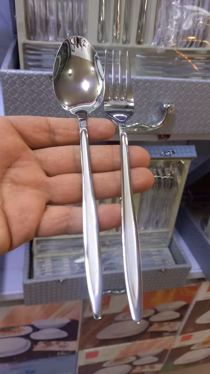 سرویس قاشق و چنگال 6 نفره یونیک مدل سوزنی براق