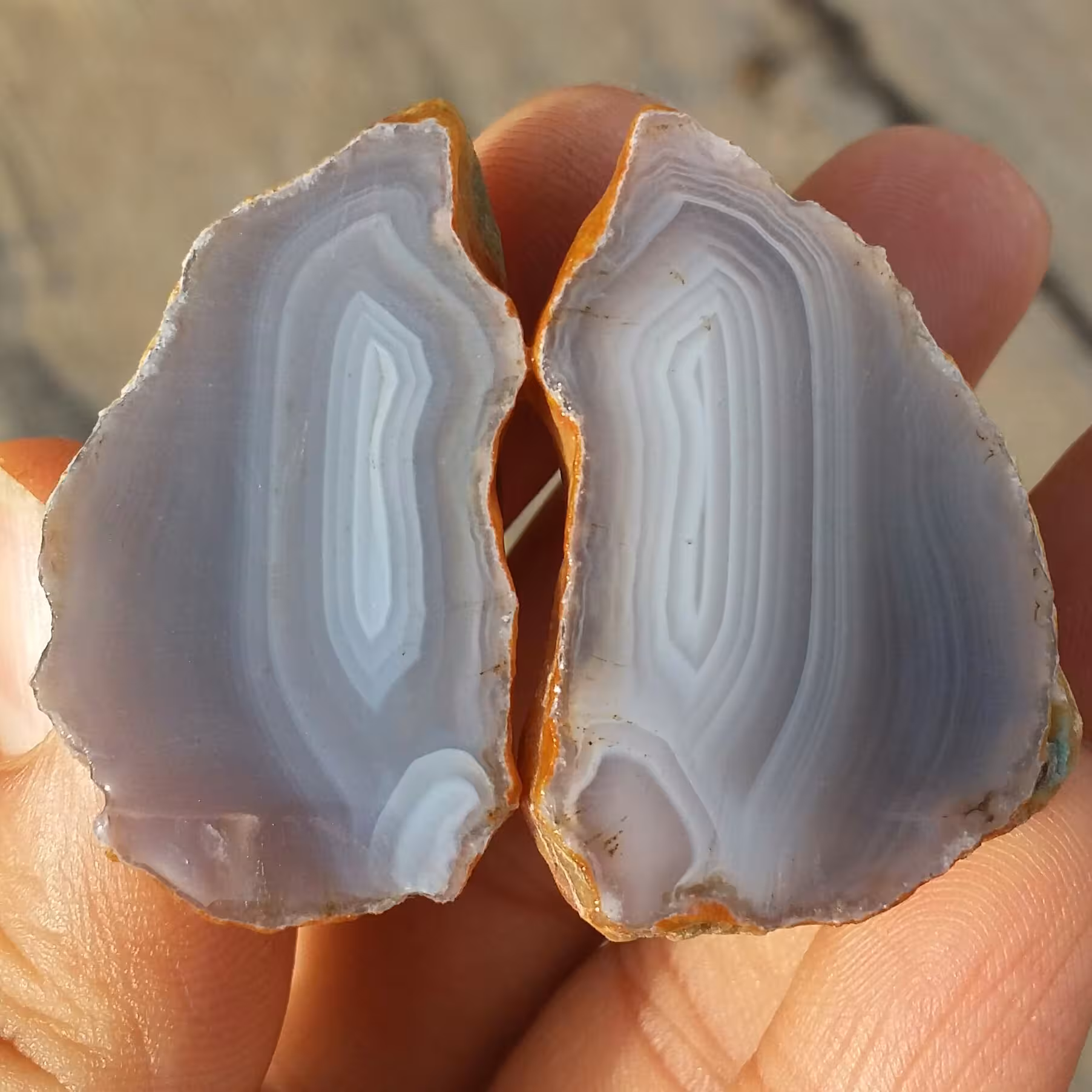 جفت اسلایس سنگ راف عقیق سلیمانی 3بعدی تکرار نشدنی 100درصد طبیعی شاهکار خلقت
بی نظییییییر
9578