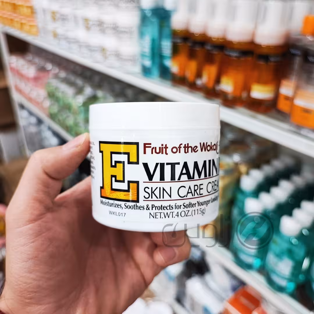 کرم ویتامین E وکالی مرطوب کننده و آبرسان پوست صورت و دست حجم 115 گرم

