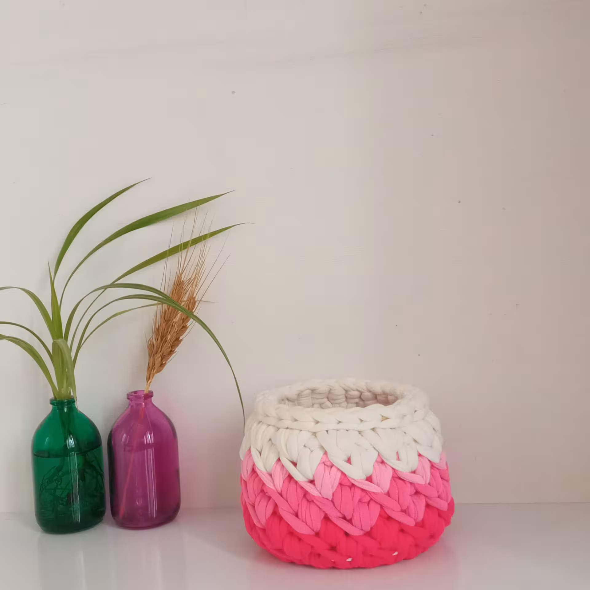 باکس دایره تریکو با کفی پلکسی سایز 10 ترکیب رنگ صورتی و سفید قابل شستشو