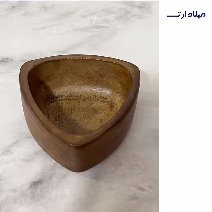 ظروف بتنی کاسه مثلث طرح چوب با اضلاع 10 به ارتفاع 4