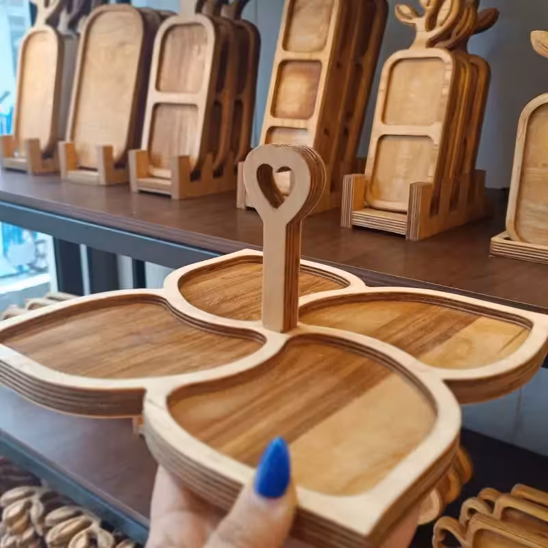 اردو خوری 4 خانه لاله