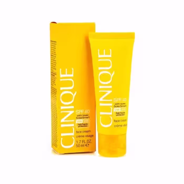 ضد آفتاب کلینیک ضد چروک SPF50