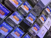 قلاب پایه بلند استیل پشت خاردار بسته 10 عددی برند MUSTAD سایز 9