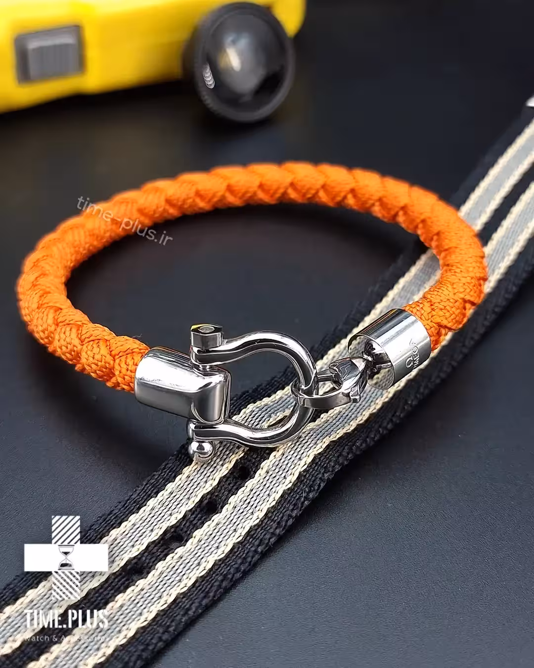 دستبند امگا برزنتی نارنجی