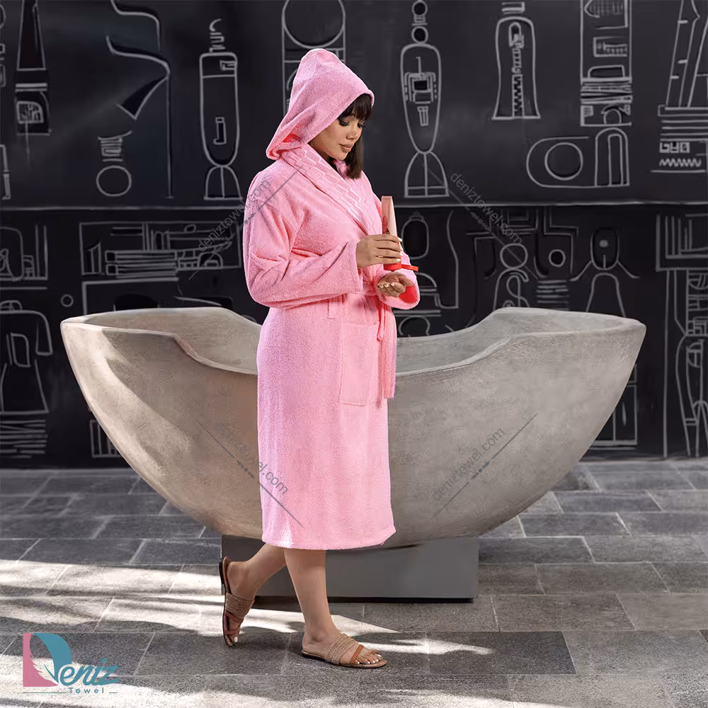 حوله تن پوش آرام رنگ صورتی روشن