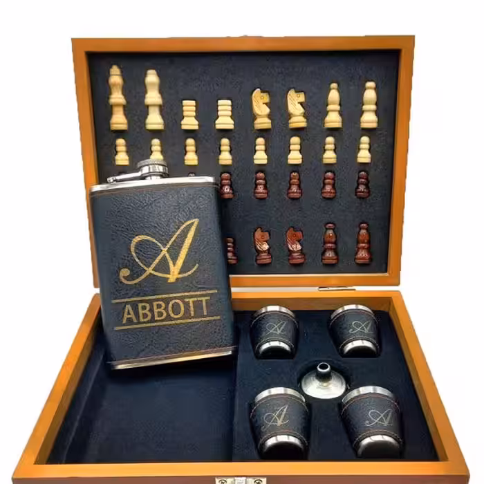 هیپفلاسک (قمقمه جیبی) و جعبه چوبی شطرنج مدل آبوت 270cc کد a560542
