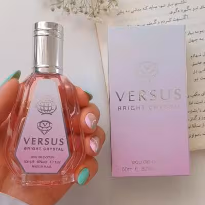 عطر ادکلن ورساچه صورتی رایحه عطر ورساچه برایت کریستال 50 میل فرگرانس
