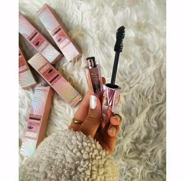 ریمل الماسی هدی موجی حجم‌ دهنده و بلند کننده مژه با فرچه زنبوری مخصوص