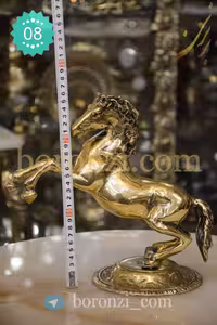اسب برنزی پایه دار متوسط کد 08