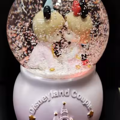 گوی موزیکال پمپی و چرخشی