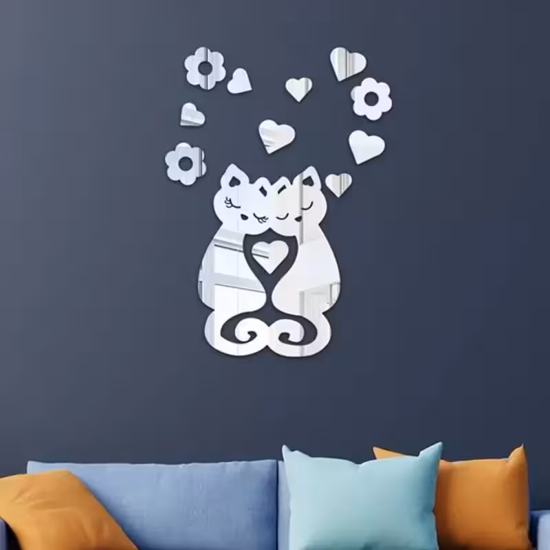 اینه دکوراتیو مدل خانمی و پیشی سایز سی سانت