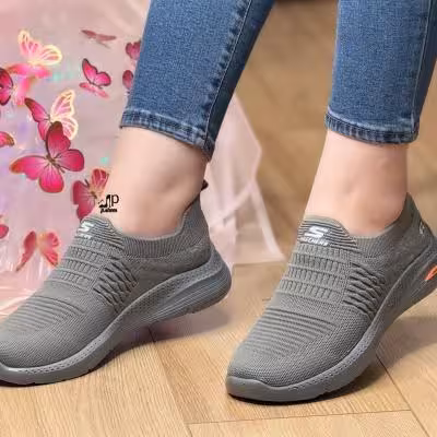 کتانی زنانه و مردانه سایز37تا44 حتما موجودی بگیرید