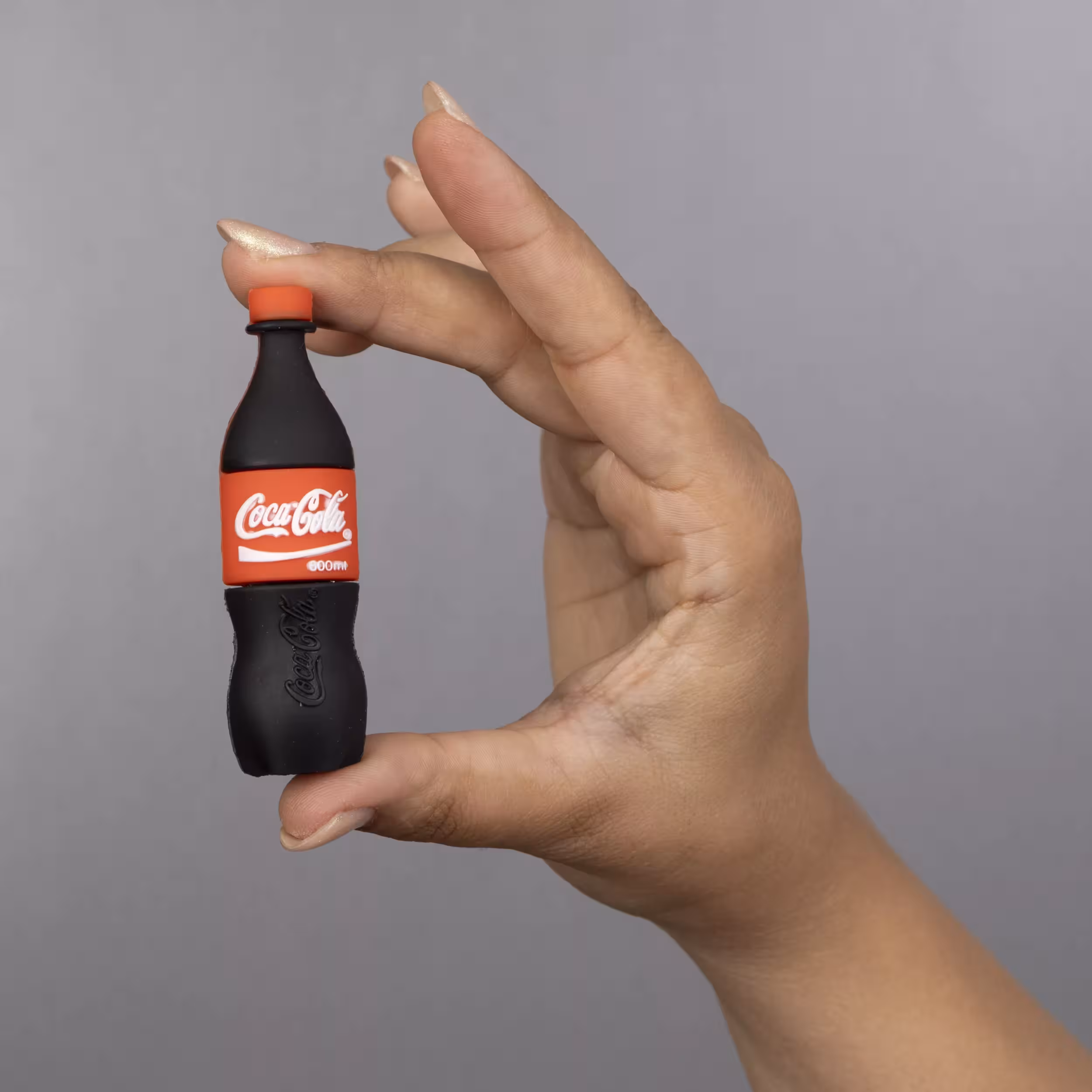 فلش مموری مدل کوکاکولا ظرفیت 32 گیگابایت