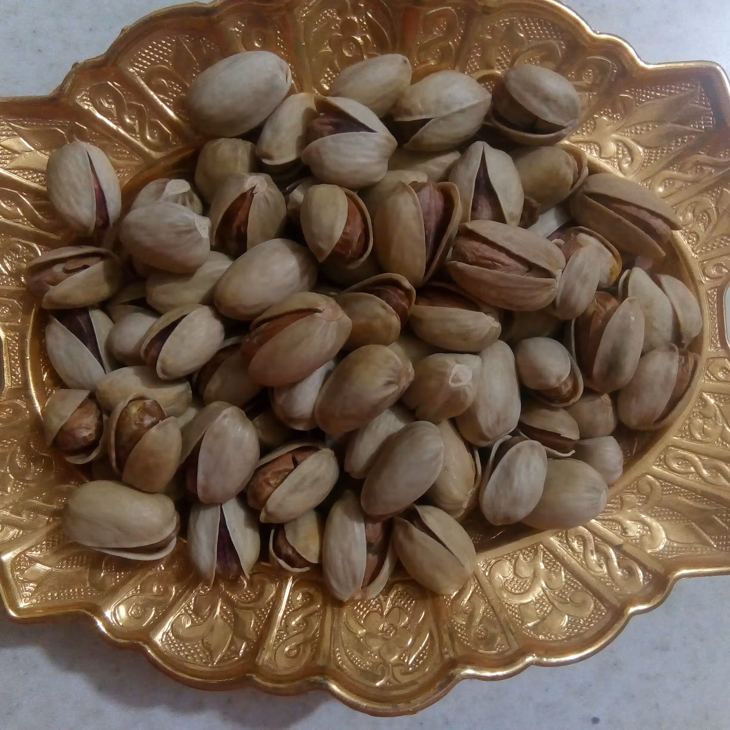 پسته کله قوچی خام درشت نیم کیلویی