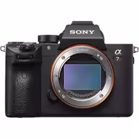 دوربین بدون آینه سونی Sony A7 III