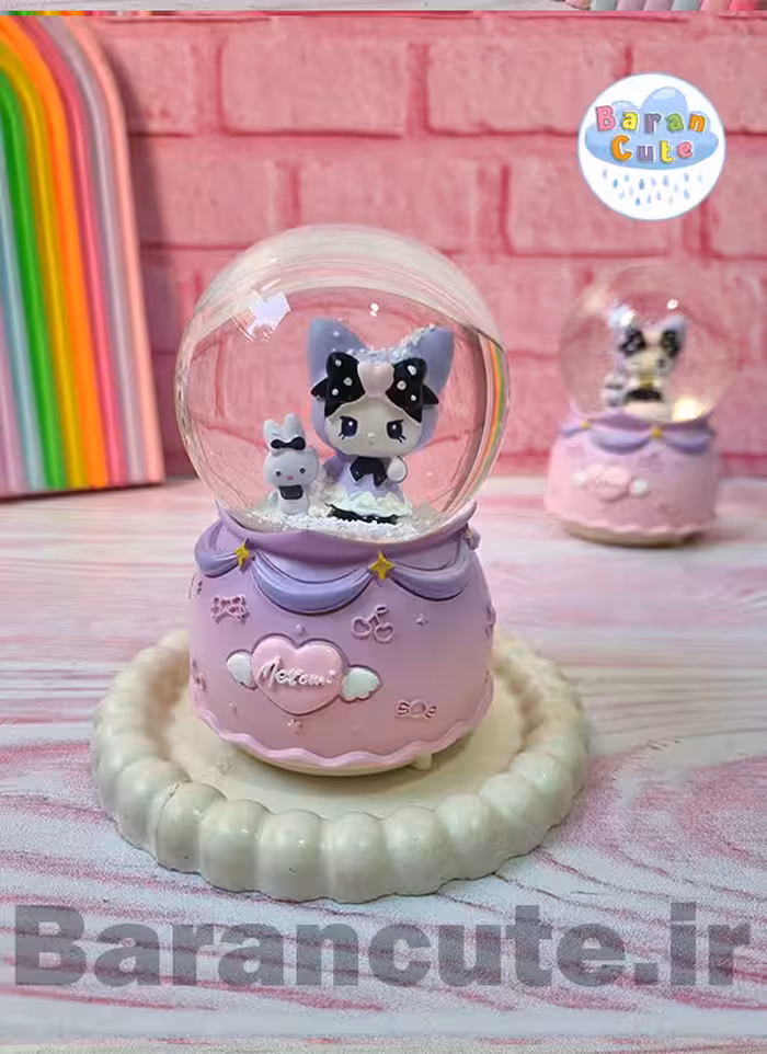 گوی موزیکال برفی چراغ دار (سایز متوسط) طرح کورومی و خرگوش