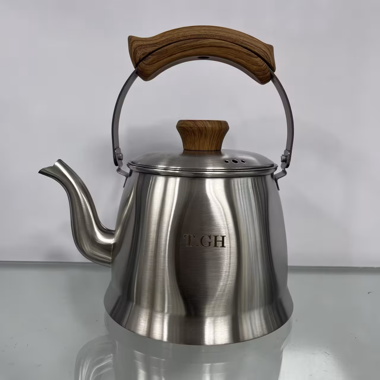 کتری لوله دار قیطاسی 2.5 لیتر مدل 30207 دسته چوب