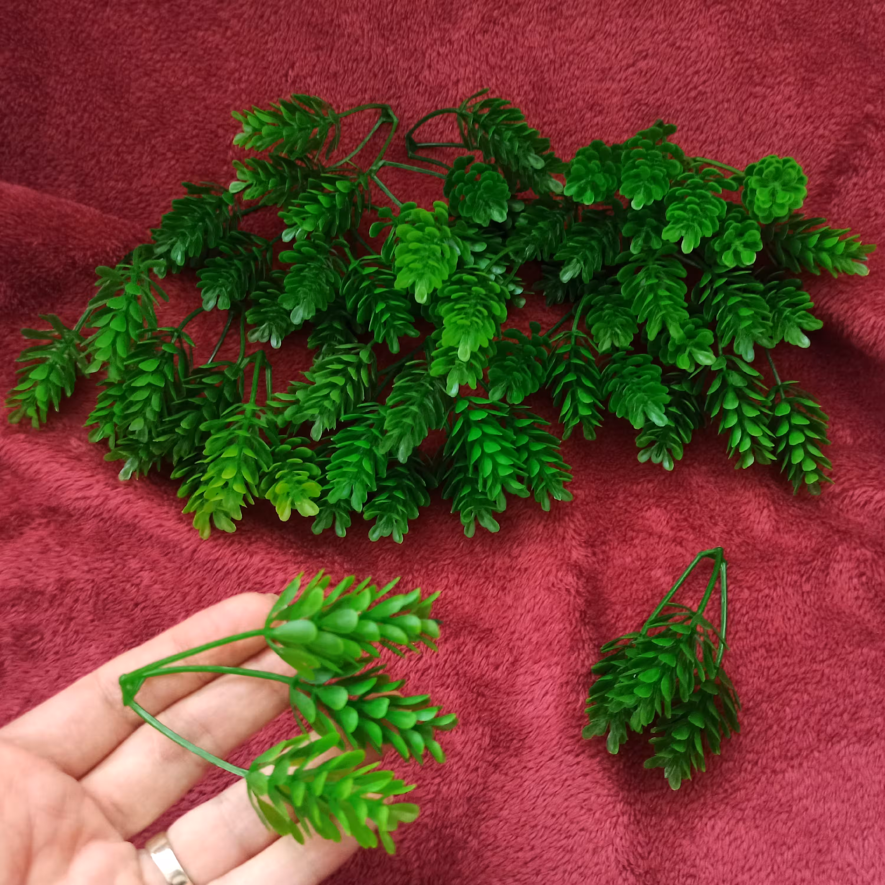 برگ سبز گل مصنوعی کاج 3 پر بسته 20 عددی 