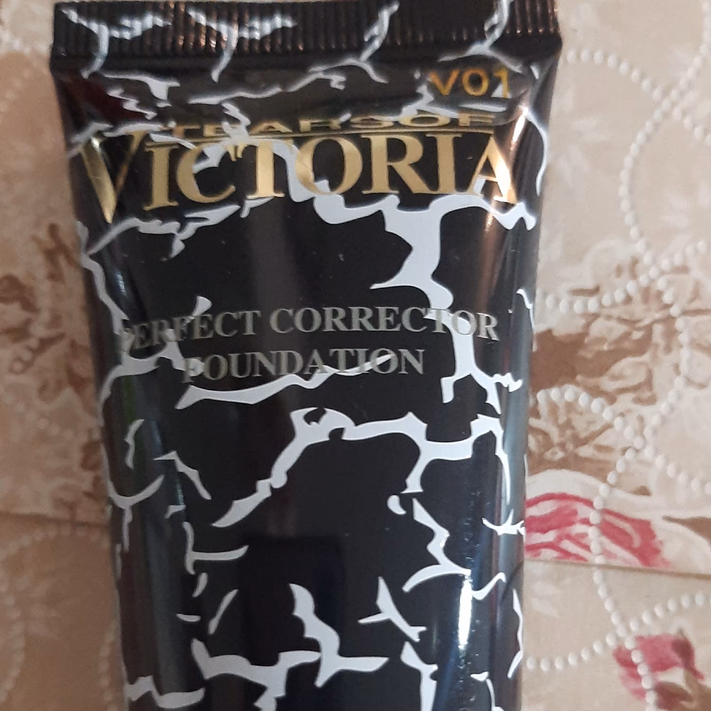 کرم پودر  ویکتوریا 