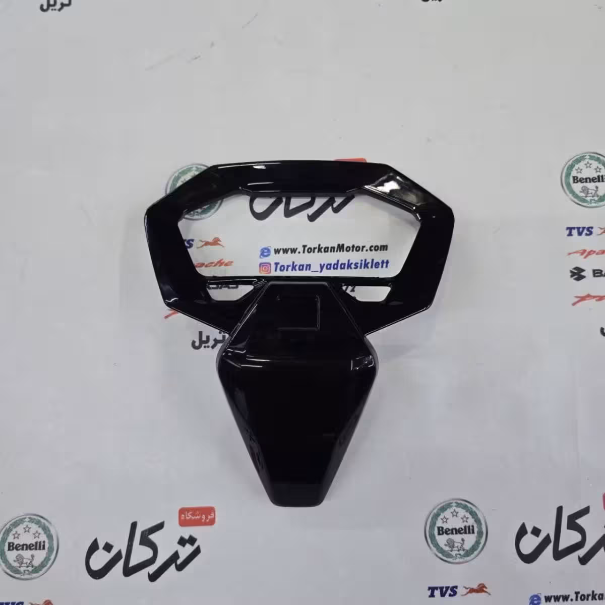 قاب ( فرم ) دور کیلومتر ( مشکی براق ) موتور طرح کلیک 170 و واریو 160 و 170 دیسکی ( کیفیت درجه 1 )