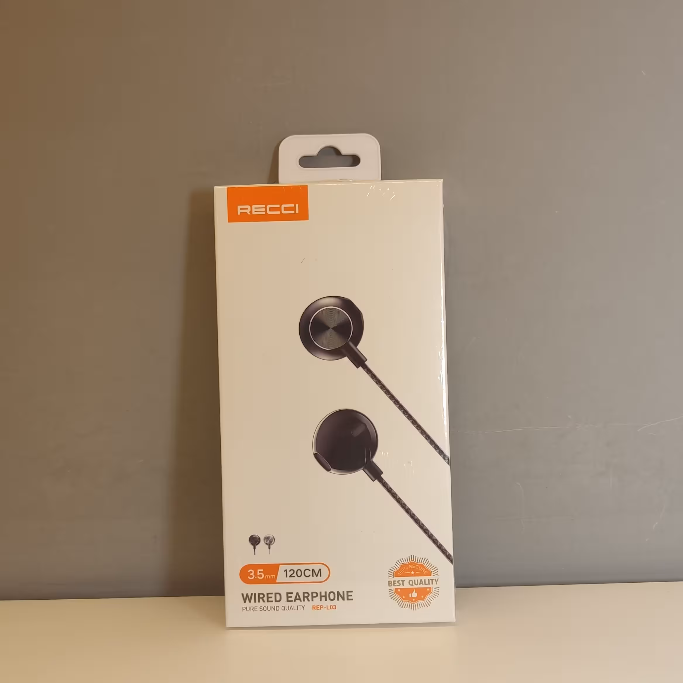 هندزفری سیمی با جک3.5 میلی متری رسی با18ماه گارانتی

