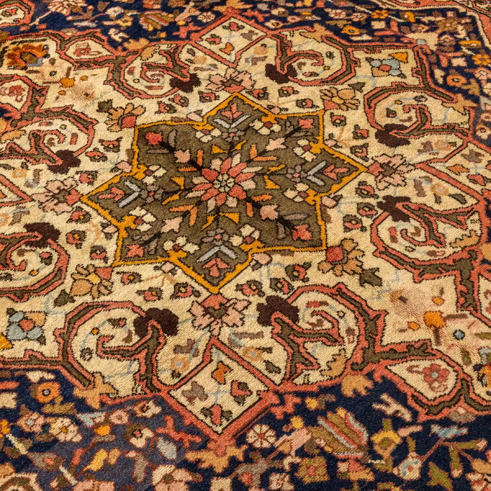 فرش دستبافت شش و نیم متری مدل بختیار کد 42.4336